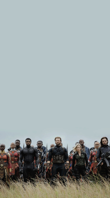 lucasvapor:avengers: infinity war lockscreens