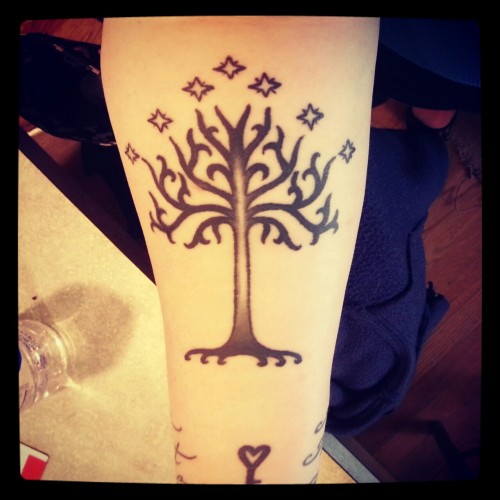 tree of gondor on Tumblr