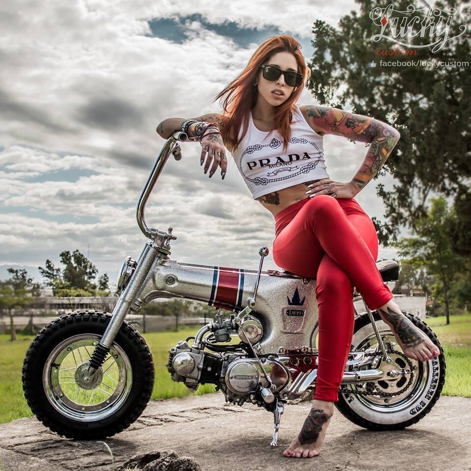 Girls On Motorcycles Pics And Comments Page Triumph Forum