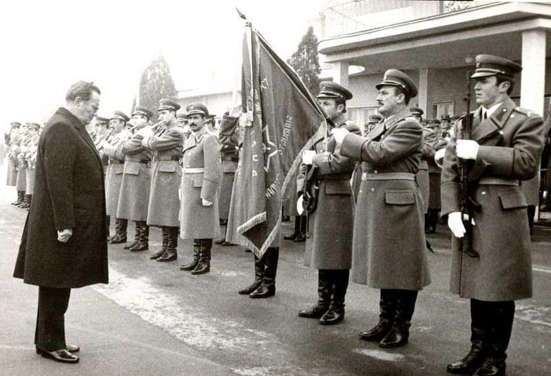 Eastern Bloc militaries — Marshal Josip Broz Tito reviews soldiers ...