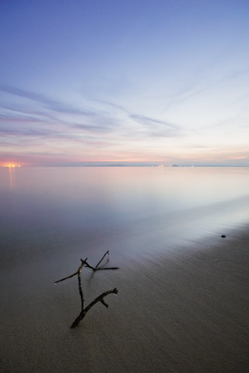 breathtakingdestinations:Changi Beach - Singapore...