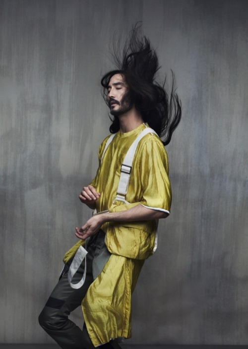 visualjunkee:CONTE JAPONAIS - model: Tony Thornburg -...