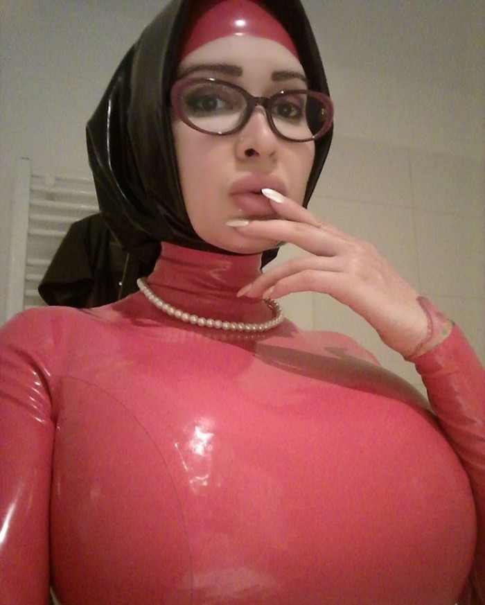 Glasses piercing stepdad latex