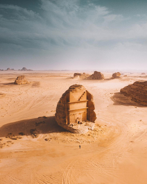 earth:Mada'in Saleh in the desert of Saudi Arabia. @