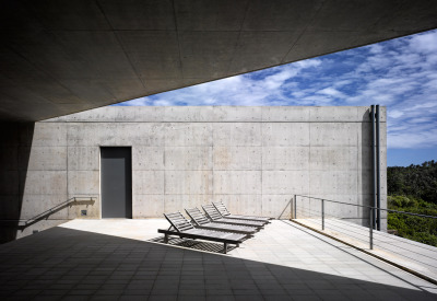 dezeen:<br /><br />House in Sri Lanka by Tadao Ando<br />See all our architecture stories»<br />Follow us on Twitter»<br />