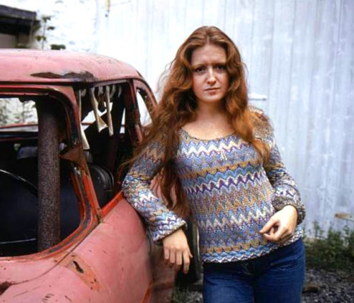 soundsof71:Bonnie Raitt at the Philadelphia Folk Festival,...