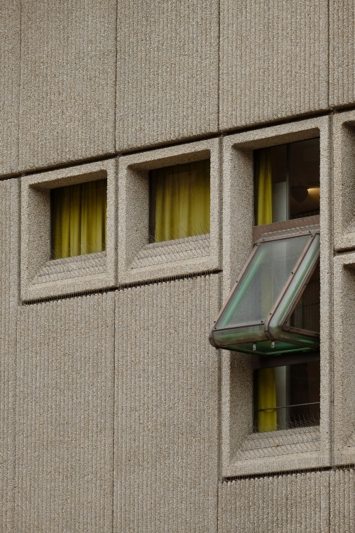 scavengedluxury:Breuninger department store. Freiburg, March...