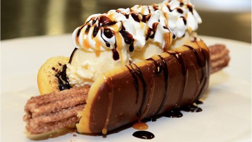 lifejoyaddict:Introducing the Churro dog