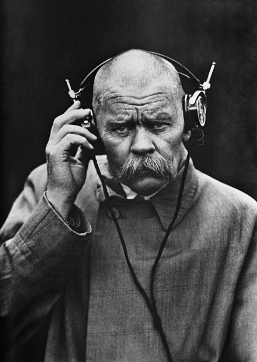 maximien:Russian poet Maxim Gorki, 1928