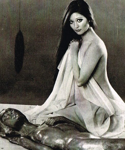 eroticaretro:Burmese horror actress, Me Me Lai, gets plastered...