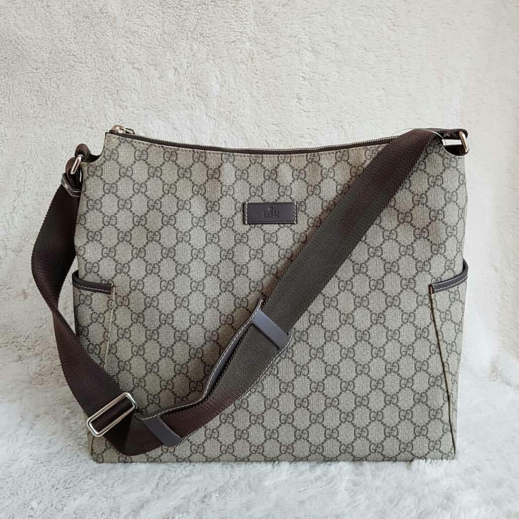 Luxury-Vintage — ** GUCCI Sling Bag Price : RM 1490 (£276 €311...
