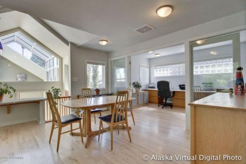 househunting:$568,438/5 br/2600 sq ftAnchorage, AK