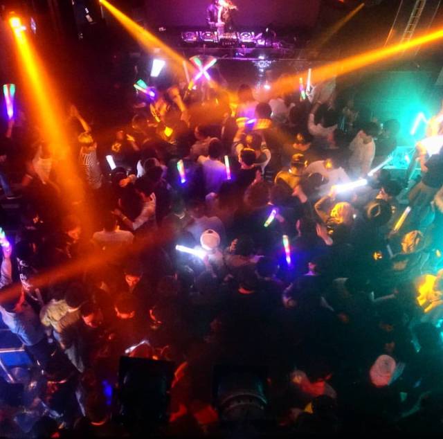 Meister Lehnsherr - The craziest #clubbing night ever in #Tokyo 🐱 Die...