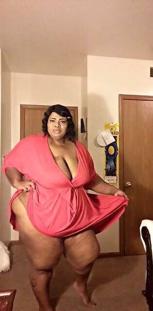 ssbbwluva:Sexy goddess...