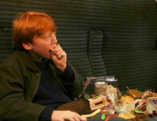 ron weasley eating | Tumblr