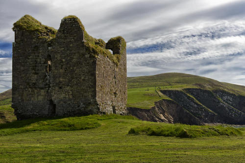 pagewoman:Minard Castle, Dingle Peninsula, County Kerry,...