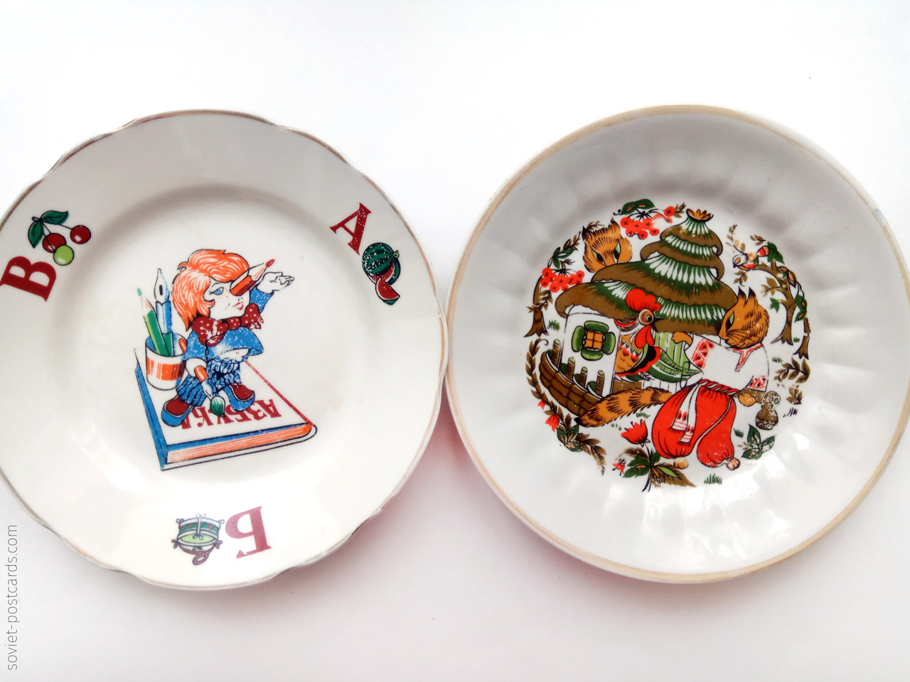 While I’m at it - here are my own two plates, the only two that survived my wild childhood and teen years. Does anyone else have their old childhood china still? I’d love to see it!
У кого сохранились старые детские тарелки со времён СССР?...