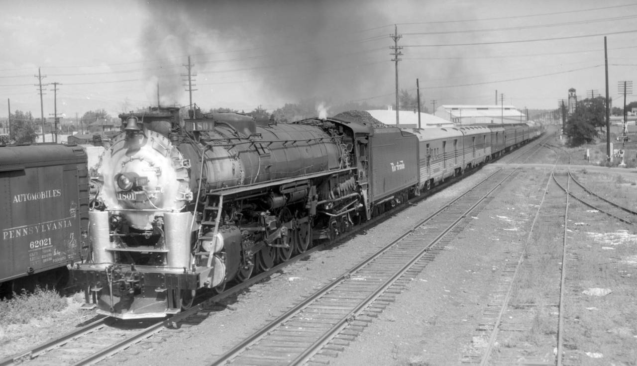Streamliners - D&RGW train, engine number 1801, engine type...