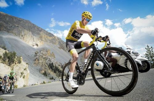 pcwt:Grabs from Le Tour - Peloton MagazineChris Froome just...