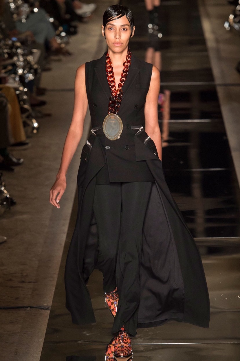 Givenchy by Riccardo Tisci: 2005-2017 Naomi...