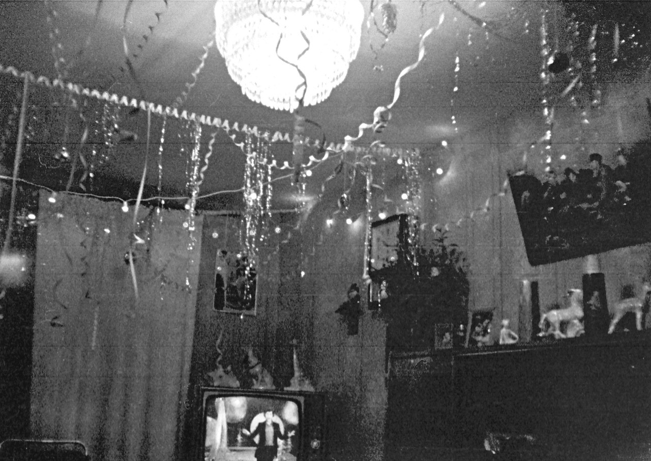 New Year decorations, 1970s