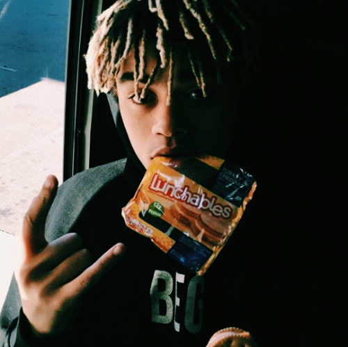 waitingoutside:Zion Kuwonu appreciation post