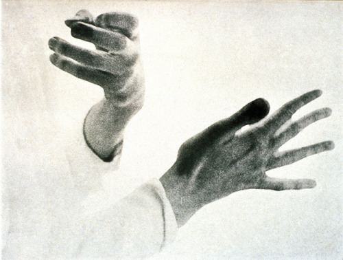 last-picture-show:Paul Rockett, Glenn Gould’s Hands, 1956