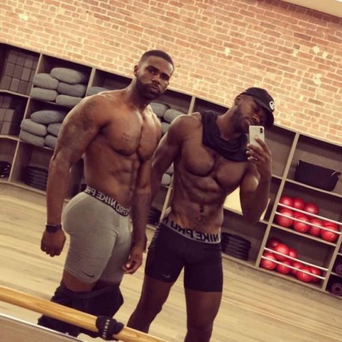 hot hunks and bubble butts 