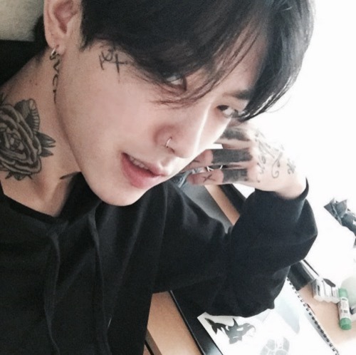 korean korean fashion ulzzang ulzzang boy ulzzang fashion korean tattoo tattoos piercing fashion cute boys south korea korean boy