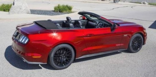 Australian delivered Ford Mustang Gt convertible