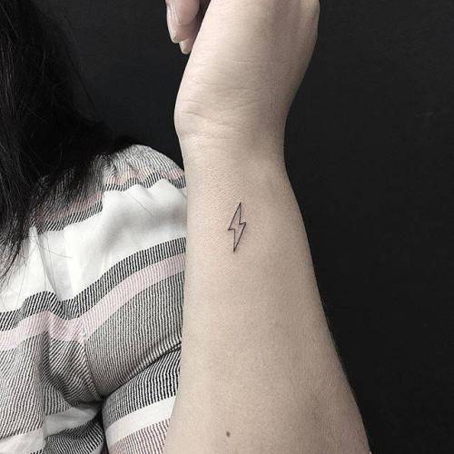 By Jin · Hoa Eternity, done at Mischief Tattoo, Manhattan.... small;jin;micro;line art;tiny;ifttt;little;nature;wrist;lightning bolt;minimalist;fine line