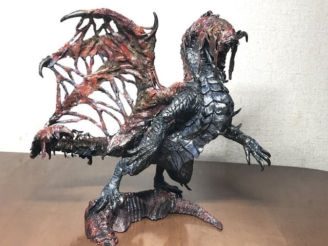 vaal hazak statue