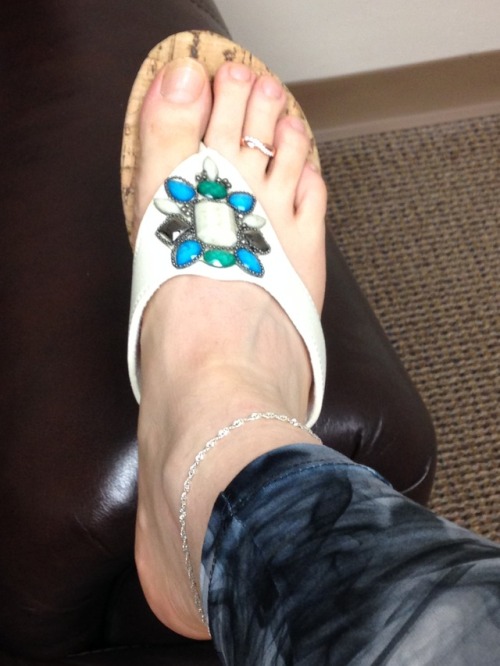 New toe ring.  Feeling pretty.