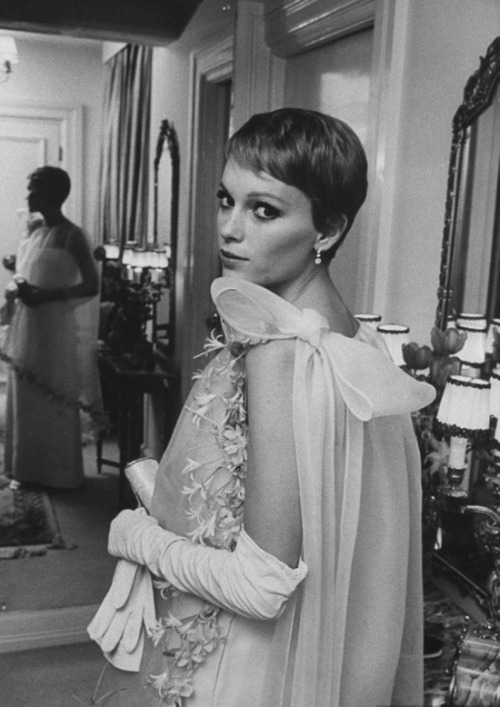 Mia Farrow, 1968