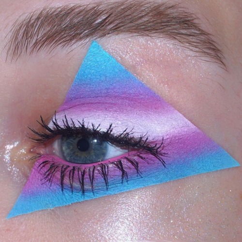 sosuperawesome:Makeup Art by Aaron Storms on InstagramFollow...