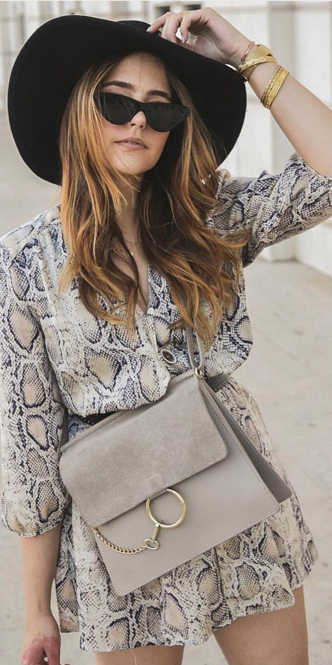 fashion blogger, fashion blogger, apparel, newfashion, link sarameess , zara , outfit , lookoftheday , style , streetstyle , woman , fashion , beautiful , love , instagood , instafashion 