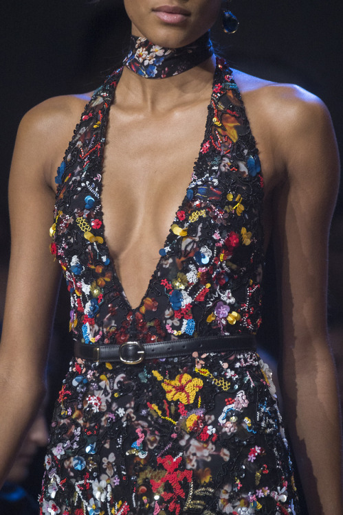 the-fashion-folder:Elie Saab  •  Spring / Summer 2019Detail...