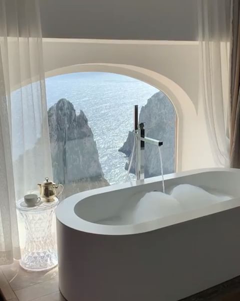 roseoilz:  capri, italy @restless.arch on IG        View this post on Instagram 