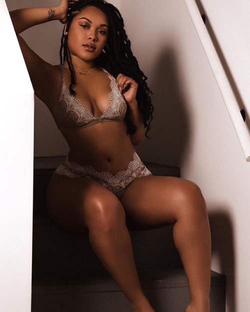 Thicksexyasswomen