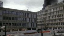 フランス リヨン大学  校舎が爆発
