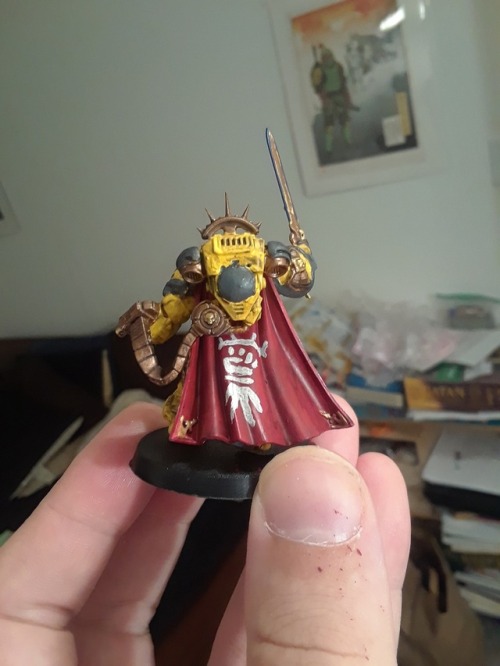 sundering hands captain in mark X gravis armor