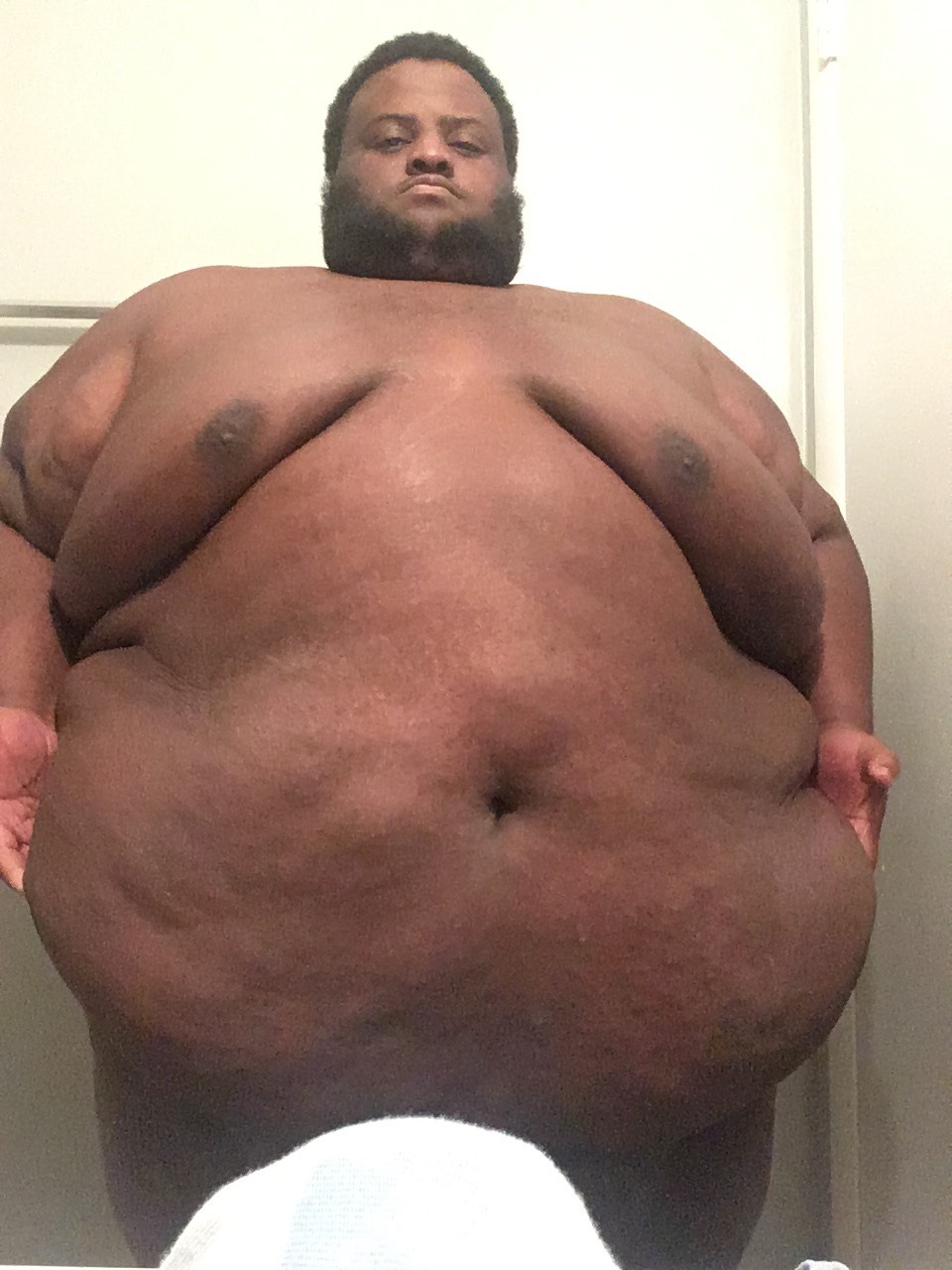 Just A Guy Looking To Get Fatter Oof