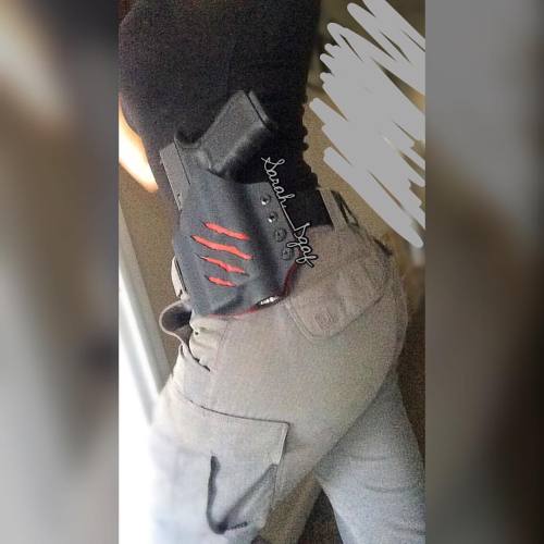 Testing out the new holster– A+ so far! #glockgirl...