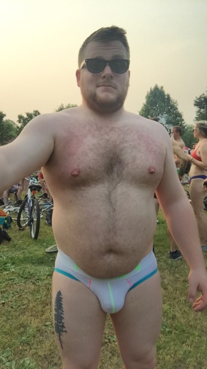 beefy guy better sex beefy guy better sex