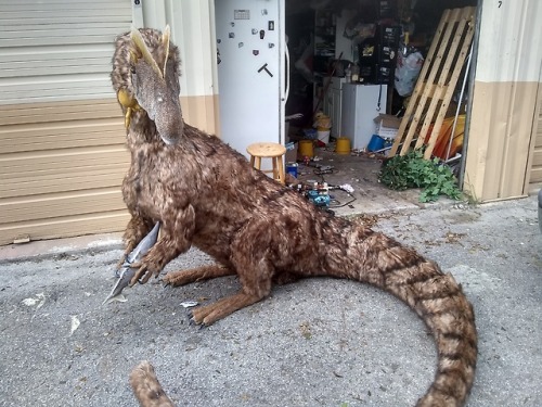 feathered dilophosaurus