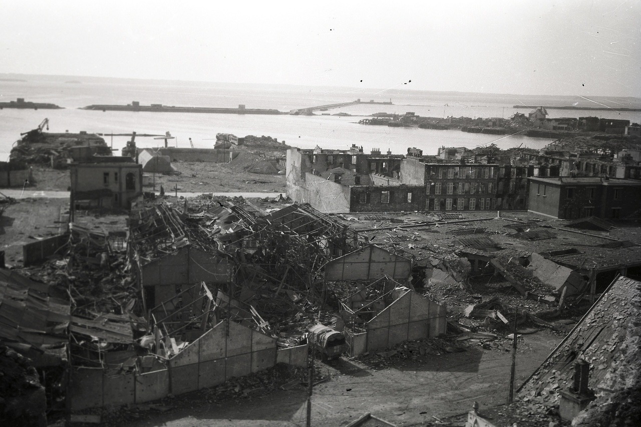 Brest, France, 1944. Incredible series of... - LEGACY-OF