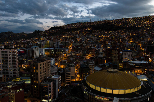 vivalatinamerica:La Paz, Bolivia | Source