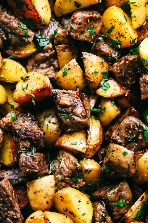 foodffs:GARLIC BUTTER HERB STEAK BITES WITH POTATOESFollow for...