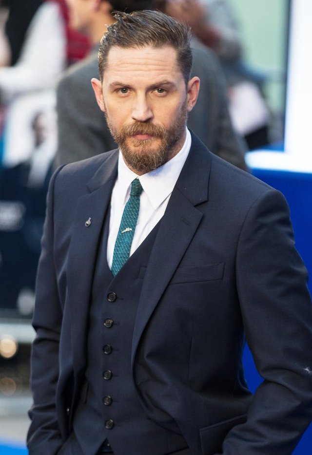 Tom hardy — UK premiere of legend at Odeon Leicester square,...