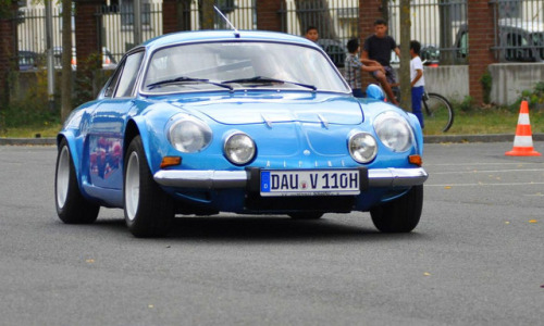 carpr0n:Starring: ‘77 Alpine A110 1600 SX By Transaxle (alias...